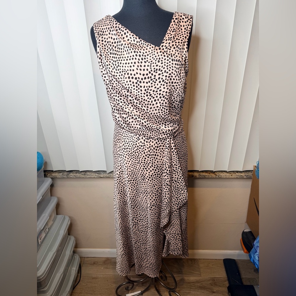 Just Taylor black tan polka dot asymmetrical neckline ruffle midi dress Size 10